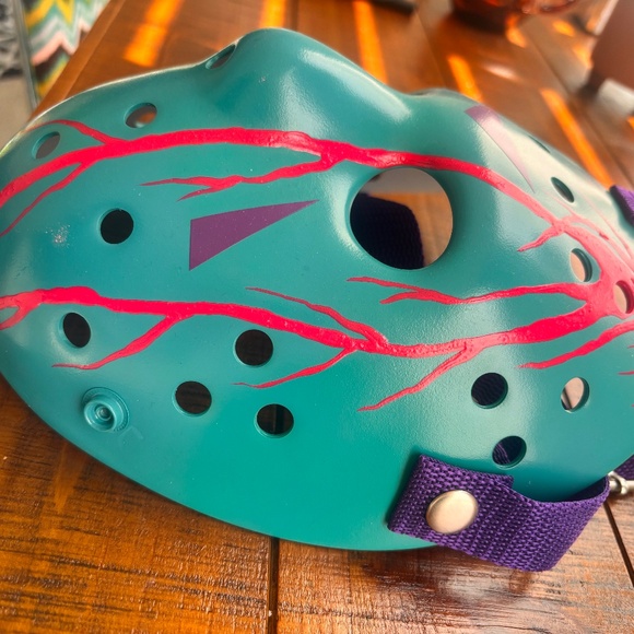 Handmade Jason Vorhees Mask - Picture 2 of 5